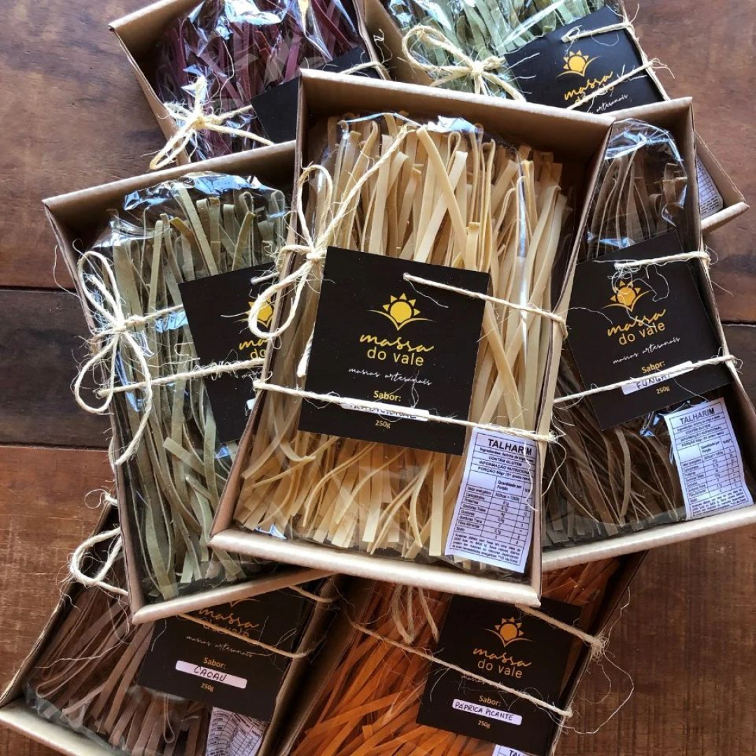 Talharim Caseiro de Beterraba Massa do Vale - 250g