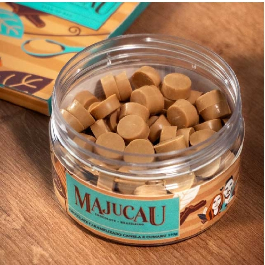 Pastilhas de Chocolate Branco Caramelizado toque de Canela e Cumaru Majucau | 150g